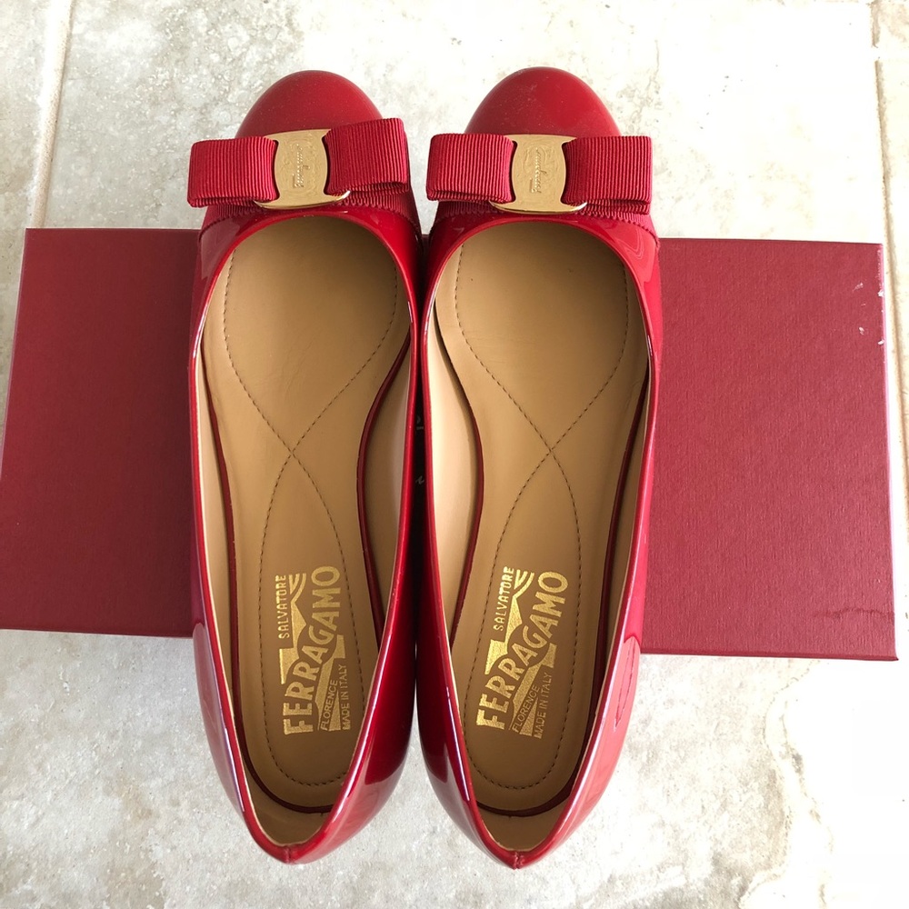 Salvatore Ferragamo Varina flats